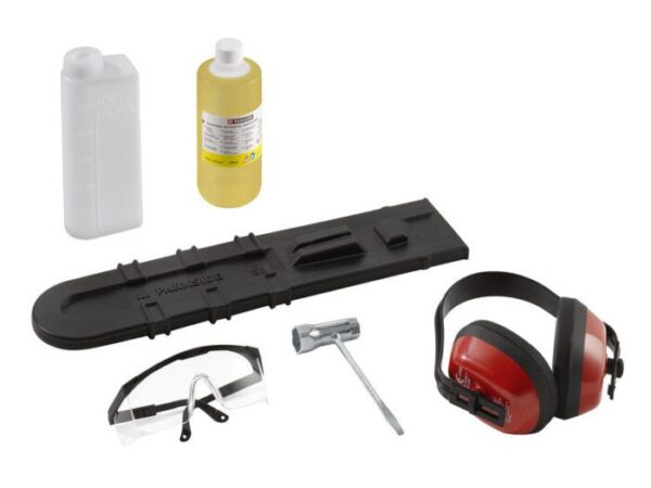 2-Stroke Petrol Chainsaw – 53cc (18") - Image 3